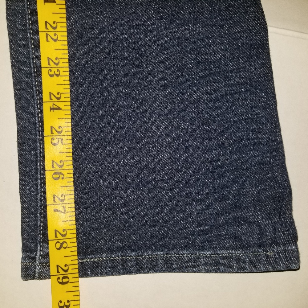 Levi's - Picture 6 of 6